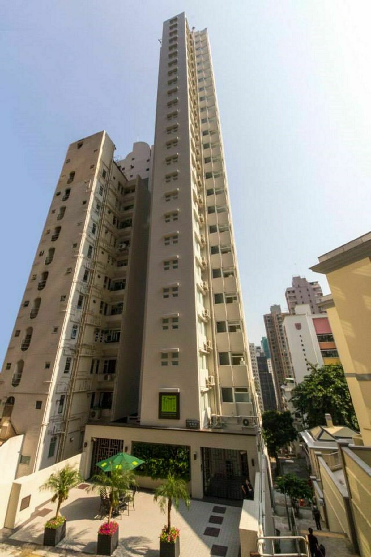 Mier Serviced Apartments Хонконг Екстериор снимка